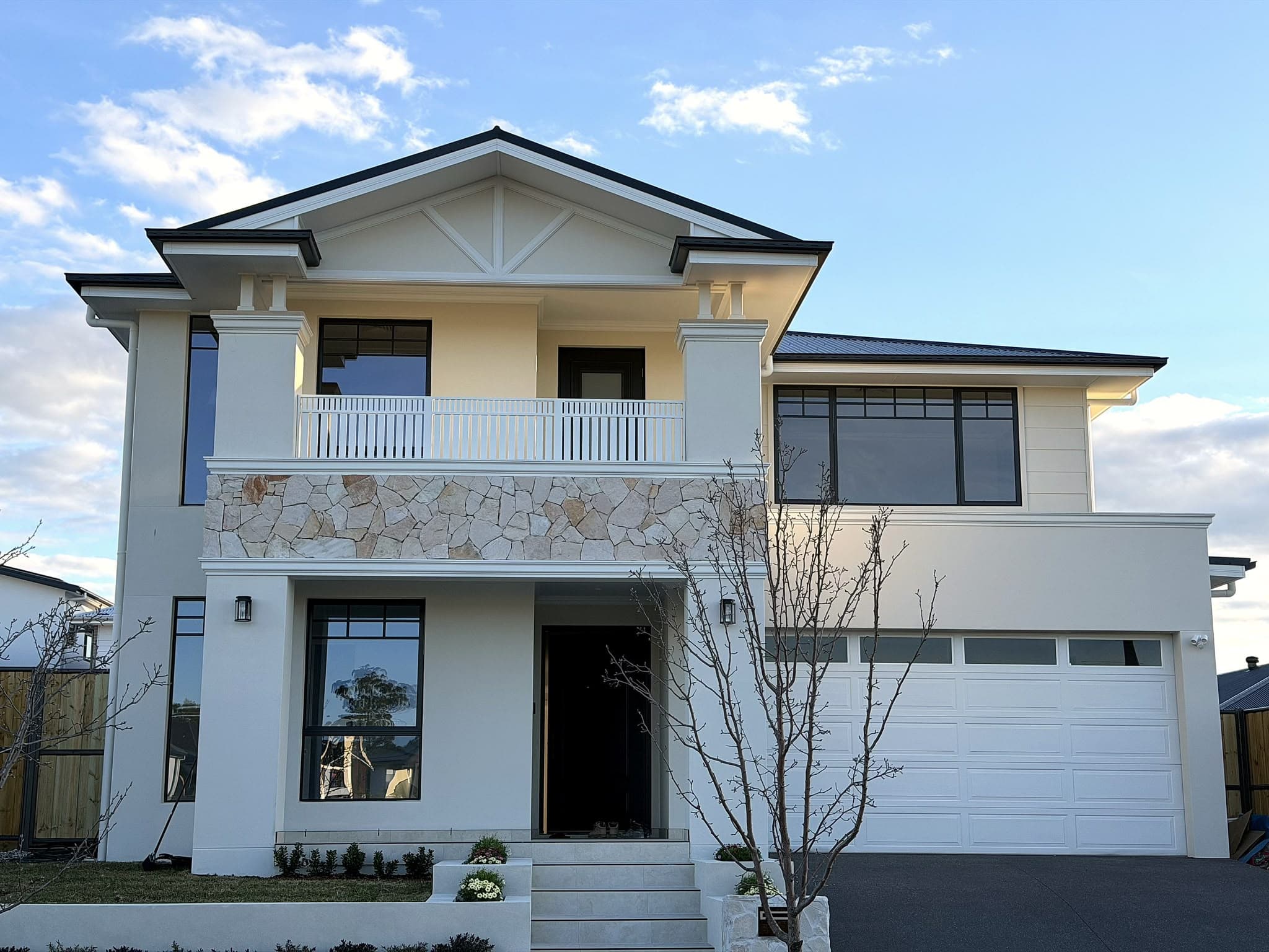 The Gables Residence, Gables